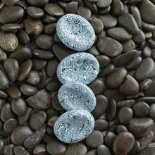 Load image into Gallery viewer, Worry Stones