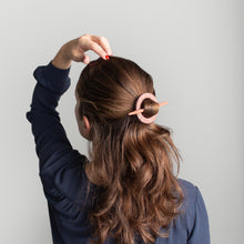 Load image into Gallery viewer, Leaf Pile Hair Pin